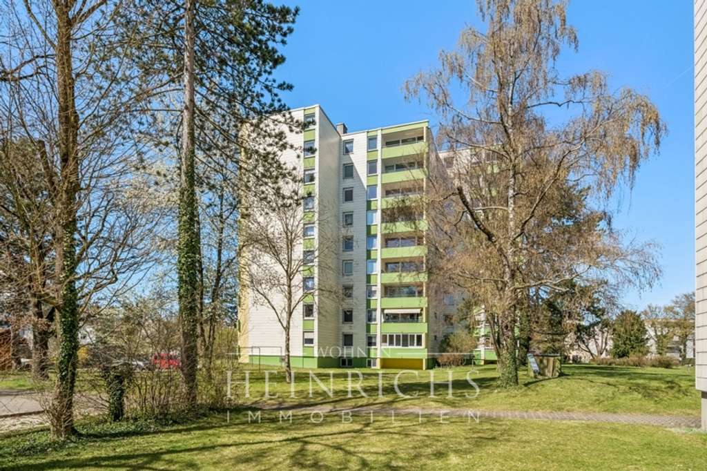 Immobilie in Unterschleißheim - Erbbaurecht: Vermietete 2,5-Zimmerwohnung im 7. Obergeschoss mit Süd-West Loggia & Aufzug - Bild 1