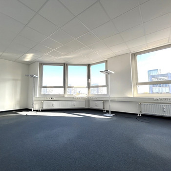 STOCK - helle Büroräume | gute Anbindung