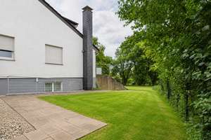 Exklusive Villa mit Traumgrundstück, Indoor-Pool und bester Lage!!! – Die vollständige Adresse der Immobilie erhältst du vom Anbieter., 51469 Stadtmitte, Bergisch Gladbach – Vorschaubild 9