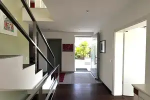 Aussergewöhnliche  Architektenvilla im Bauhausstil mit Pool inkl. Einliegerwohnung ! – Aichach-Friedberg (Kreis) – Vorschaubild 28