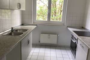 Sanierte 2 Zimmer mit Balkon in Berlin-Karow ab sofort – Lossebergplatz 1, 13125 Karow, Berlin – Vorschaubild 3