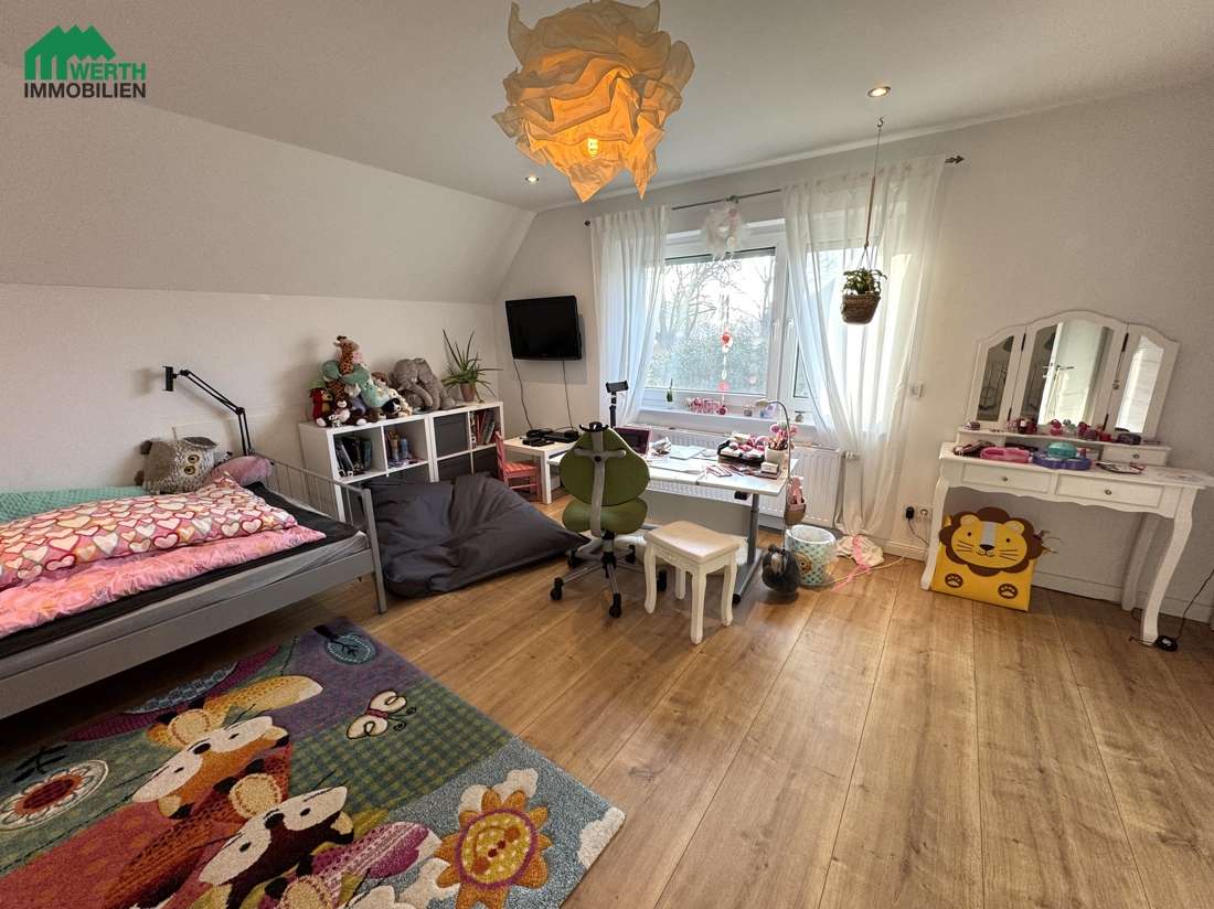 Immobilie in Burweg - Großzügiges Zweifamilienhaus mit modernem Innenausbau & riesigem Grundstück - Bild 12