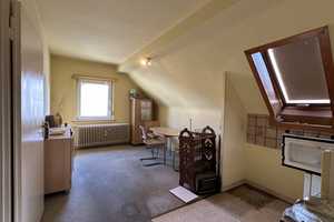 Sanierungsbedürftiges Dreifamilienhaus mit Garage in einer der besten Lagen von Ratingen – Mettmann (Kreis) – Vorschaubild 11
