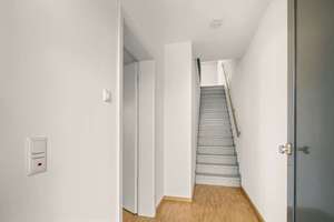 Großzügiges Stadthaus mit Dachterrasse – 169 m² Wohnfläche auf 3 Ebenen – Die vollständige Adresse der Immobilie erhältst du vom Anbieter., 30539 Bemerode, Hannover – Vorschaubild 2