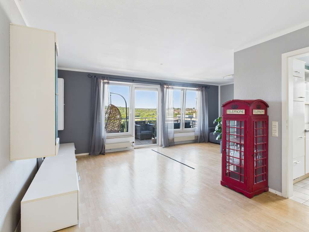 Immobilie in Oberboihingen - Hoch hinaus: Helle Wohnung mit Panoramablick - Bild 2