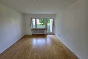 Schöne, modernisierte 3-Zimmerwohnung mit Loggia in der Hammerschmiede zu vermieten – Dr.-Schmelzing-Straße 68, 86169 Augsburg – Vorschaubild 1