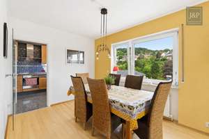 Modernes Familienzuhause im Bungalowstil mit Terrasse, Garten & 3 Garagen – Die vollständige Adresse der Immobilie erhältst du vom Anbieter., 65812 Bad Soden am Taunus – Vorschaubild 4