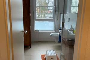 Geräumige Etagenwohnung mit vier Zimmern in Hürth – Die vollständige Adresse der Immobilie erhältst du vom Anbieter., 50354 Hürth – Vorschaubild 7