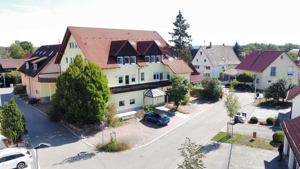 Großes leerstehendes MFH mit Ausbaupotential - Ideal für Projektentwickler, bis 13 Einheiten möglich