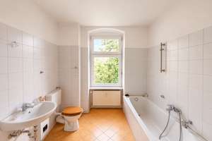 BEZUGSFREI: Renovierter 2-Zimmer-Altbauklassiker mit großzügiger Diele auf ca.74 m² im Leopoldkiez – Die vollständige Adresse der Immobilie erhältst du vom Anbieter., 13347 Wedding, Berlin – Vorschaubild 7