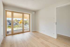 Chalet trifft Purismus: Familiengerechtes Eckhaus mit attraktiver Ausstattung zum Erstbezug – Warngauer Straße 6, 83666 Waakirchen – Vorschaubild 7