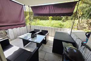 Modernisierte 3-Zi.-Gartenwohnung mit Terrasse und eigenem Garten -- Stuttgart-Feuerbach