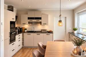 Freistehendes Einfamilienhaus mit Pool, Terrasse und Garten in ruhiger Wohnlage von Herford – 32051 Herford – Vorschaubild 5