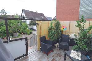 3 Parteienhaus – Solide Zukunftsinvestition für Kapitalanleger oder Mischnutzung. 1.OG frei werdend – Die vollständige Adresse der Immobilie erhältst du vom Anbieter., 50999 Weiß, Köln – Vorschaubild 5
