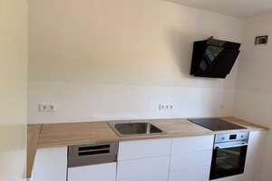 Frisch modernisierte 2-Zimmer-Wohnung mit neuer Küche und Stellplatz in Kiel – Olshausenstraße 97, 24106 Wik, Kiel – Vorschaubild 7