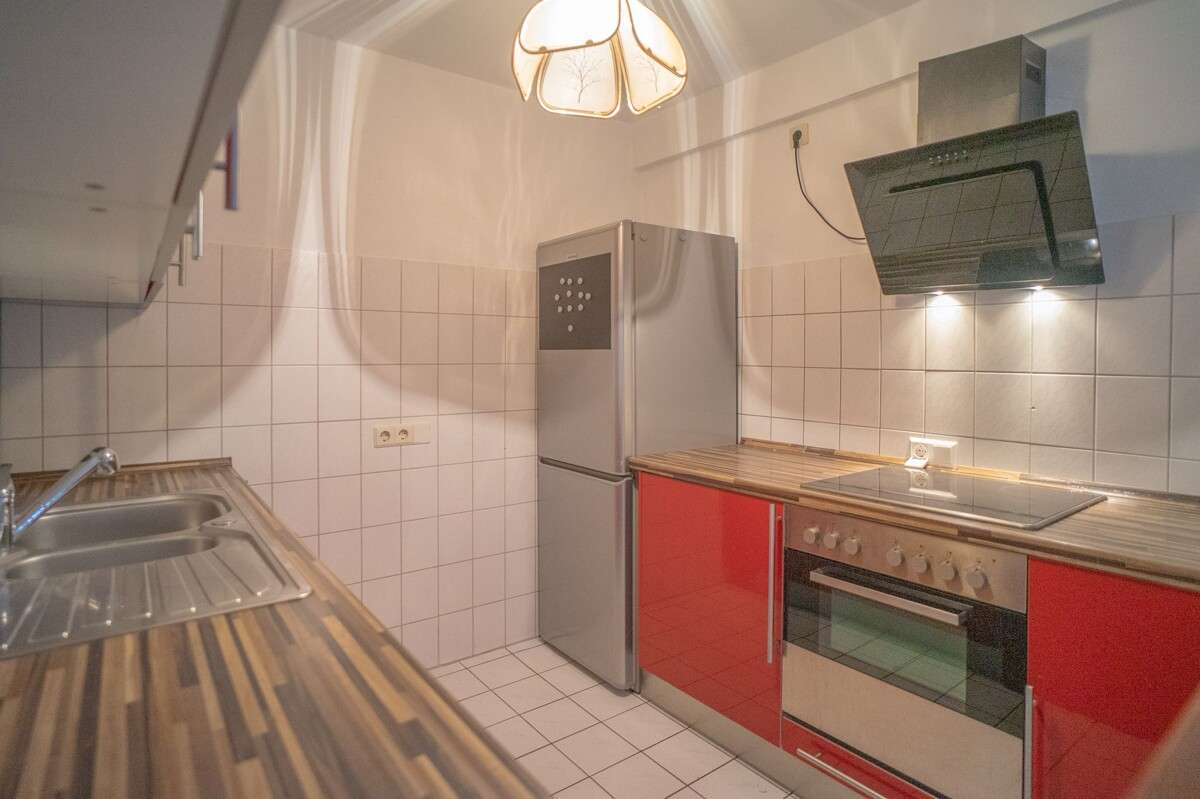 Immobilie in Stutensee - Großzügiges Einfamilienhaus mit Einliegerwohnung, Gewölbekeller und idyllischem Garten – Viel Platz  - Bild 11