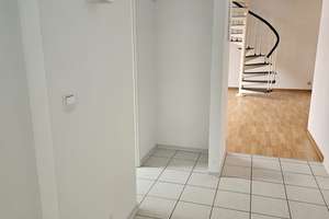 Traumhafte DG-Wohnung über zwei Ebenen in Stuttgart-West – Gutenbergstr. 78, 70176 Rotebühl, Stuttgart – Vorschaubild 9