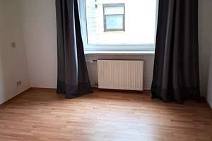 Helle 3-Zimmer Wohnung im 4. OG mit Westbalkon in Regensburg-Reinhausen – Am Judenfeld 18, 93059 Reinhausen, Regensburg – Vorschaubild 3