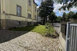 Property thumbnail 3