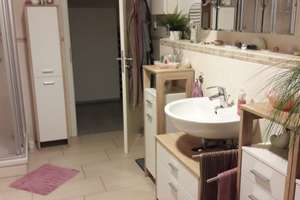 Garage mit 3-Zimmer-Wohnung, Balkon und Einbauküche in Deutsch Wusterhausen sucht Nutzer – 15711 Königs Wusterhausen – Vorschaubild 4