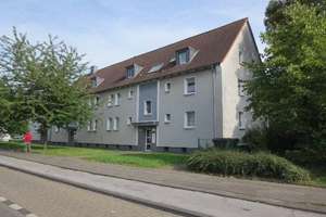 **Junges Paar im Glück mit dieser frisch renovierten 2-Zimmer-Wohnung** – Berliner Str. 18, 47138 Obermeiderich, Duisburg – Vorschaubild 1