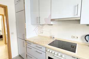 IMMOBILIEN SCHNEIDER - schöne 3 Zimmer-Wohnung in begehrter Lage mit Einbauküche und Wintergarten – Die vollständige Adresse der Immobilie erhältst du vom Anbieter., 81827 Waldtrudering, München – Vorschaubild 8