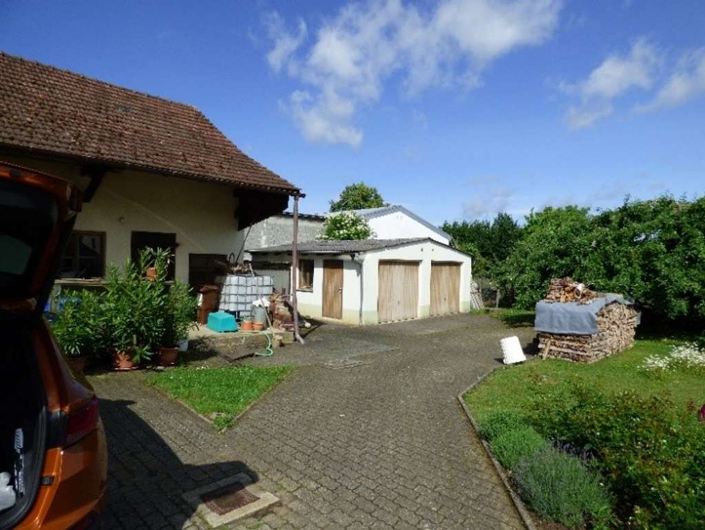 Immobilie in Pollenfeld - Ruhig gelegenes, gepflegtes EFH mit viel Platz und guter Lage - Bild 3