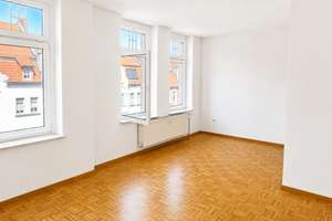 Lichtdurchflutete 2-Zimmer-Altbauwohnung in der Andreasvorstadt