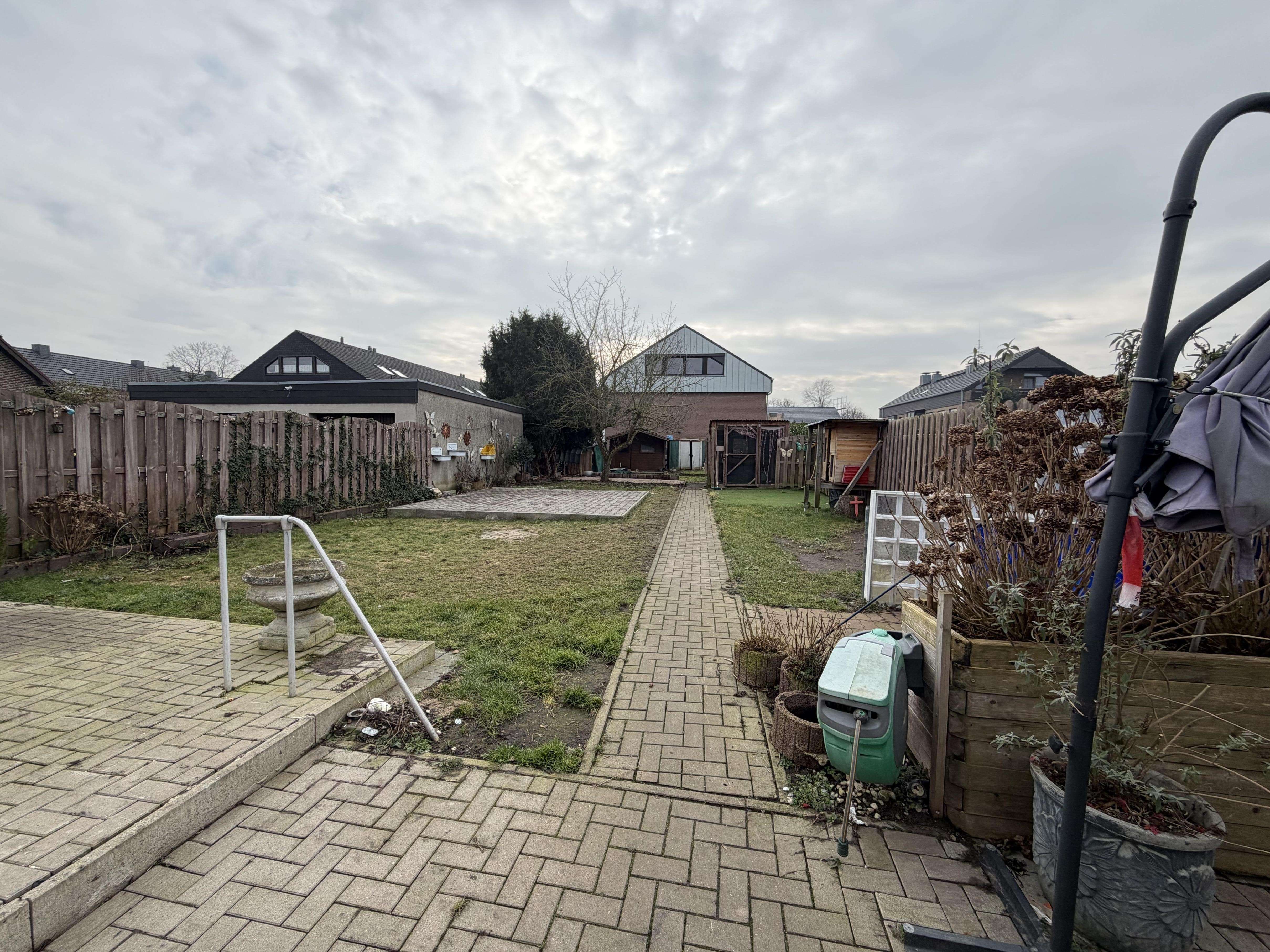 RESERVIERT! Zweigeschossiges Einfamilienhaus mit Garage in Goch, Kleve Kreis – Bild 4