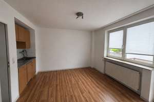  Apartment mit Balkon  in Uni-Nähe – Leichlinger Straße 10, 40591 Wersten, Düsseldorf – Vorschaubild 2
