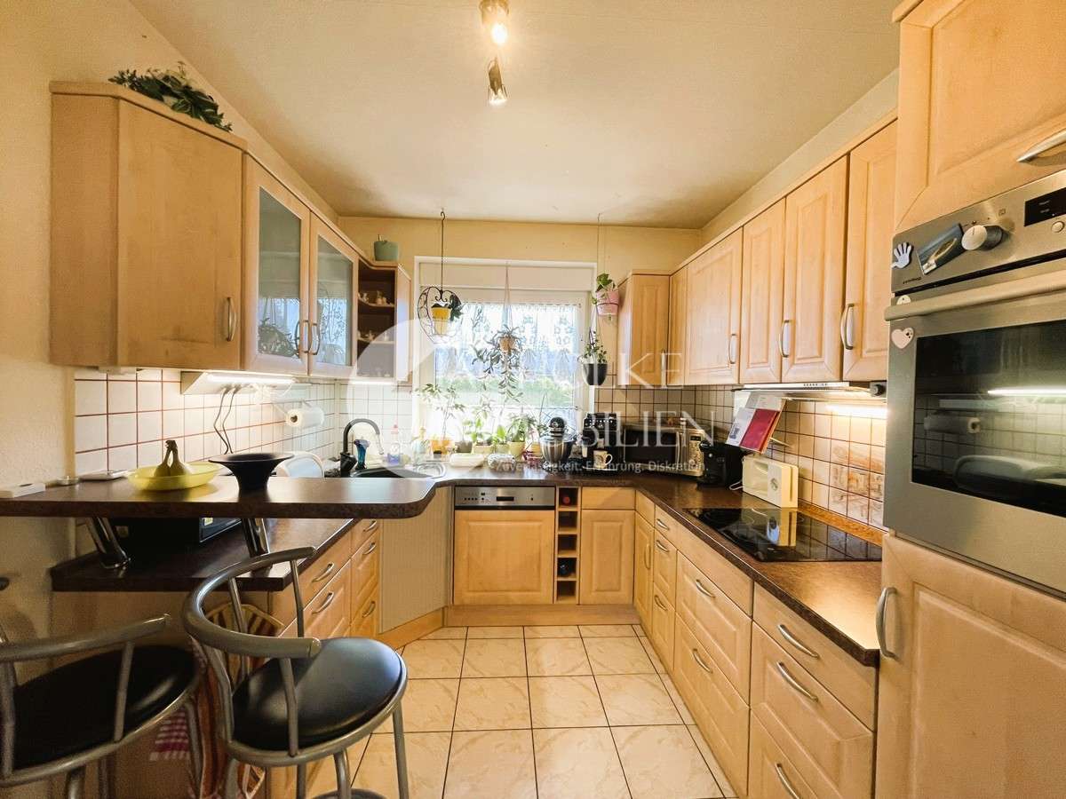 Immobilie in Dedelstorf - Wohnen mit Stil und Charme: Großzügiges Einfamilienhaus mit Pool-Traumgrundstück in Dedelstorf - Bild 6