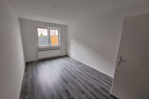 4 Zimmer Wohnung mit Balkon und kleinem Garten + 1 Monat mietfrei Sommeraktion – Töpferhof 10, 49078 Hellern, Osnabrück – Vorschaubild 5