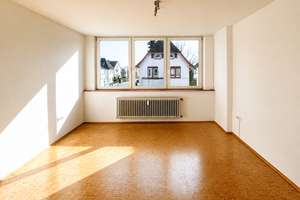 Helle 1-Zimmer-Wohnung mit EBK, Tageslichtbad und großer Terrasse
