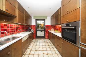 Essen - Stadtwald!
Vorzeige-Villa in bevorzugter Lage – Die vollständige Adresse der Immobilie erhältst du vom Anbieter., 45134 Stadtwald, Essen – Vorschaubild 9