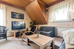 Viel Platz, drei Einheiten und schöner Ausblick – gepflegtes 3-Familienhaus in Grafengehaig – Die vollständige Adresse der Immobilie erhältst du vom Anbieter., 95356 Grafengehaig – Vorschaubild 18