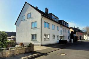 MANNELLA *Zentrale Lage mit Gartennutzung & Garage* Sonnige Dachgeschosswohnung in Troisdorf – Die vollständige Adresse der Immobilie erhältst du vom Anbieter., 53840 Troisdorf – Vorschaubild 10