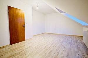 Idyllisches Reihenhaus am Rande von Regensburg – Die vollständige Adresse der Immobilie erhältst du vom Anbieter., 93057 Sallern-Gallingkofen, Regensburg – Vorschaubild 21