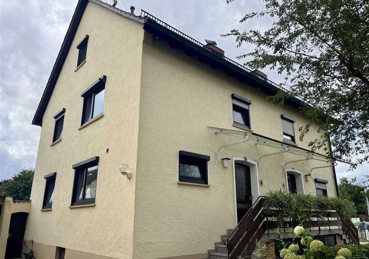 Design trifft Substanz – stilvolle Doppelhaushälfte mit Garten & Charme in Riedlingen