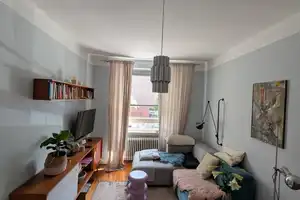 +++ Attraktive Altbauwohnung in Düsseldorf-Flingern +++ – Gerresheimer Str. 182, 40233 Düsseldorf – Vorschaubild 1