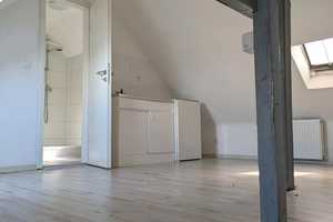 2 Zimmer Dachgeschosswohnung | 015777652269 ( WA ) – Dachauer Str. 28, 80335 München – Vorschaubild 1