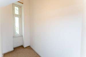 Bezugsfreie Altbauwohnung mit Balkon in beliebter Friedrichshainer Lage – Sonntagstraße 30, 10245 Friedrichshain, Berlin – Vorschaubild 17