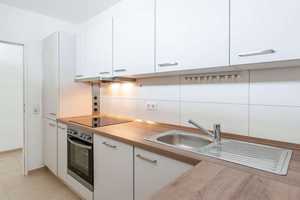 Wohnen im Schwanenquartier / moderne und renovierte 1 Zimmerwohnung – Poststr. 8, 47798 Krefeld – Vorschaubild 1