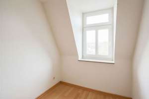 +++ Bezugsfrei! 2-Zimmer-Appartment mit Einbauküche und PKW-Stellplatz in charmantem Altbauflair +++ – Die vollständige Adresse der Immobilie erhältst du vom Anbieter., 1159 Löbtau-Nord, Dresden – Vorschaubild 11