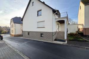Gepflegtes Einfamilienhaus mit Balkon in guter Lage von Dornburg - ideal für Familien! – Die vollständige Adresse der Immobilie erhältst du vom Anbieter., 65599 Dornburg – Vorschaubild 5