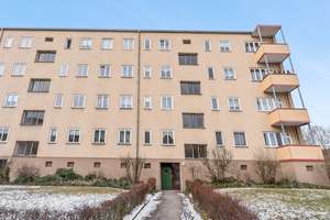 Helle und bezugsfreie 3-Zimmer-Altbauwohnung mit Balkon in Berlin-Steglitz – Die vollständige Adresse der Immobilie erhältst du vom Anbieter., 12169 Steglitz, Berlin – Vorschaubild 11