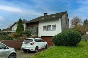 Flexibles Wohnen und Investieren: Attraktives Haus mit Einnahmequelle – Die vollständige Adresse der Immobilie erhältst du vom Anbieter., 42929 Wermelskirchen – Vorschaubild 1