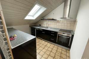 Schönes Zweifamilienhaus! – Die vollständige Adresse der Immobilie erhältst du vom Anbieter., 71691 Freiberg am Neckar – Vorschaubild 2