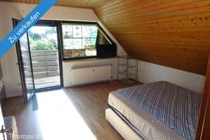 Vermietete 1 Zimmer-Dachgeschoss-Wohnung mit Tiefgarage und Süd-Westbalkon in Nürnberg-Nord – Die vollständige Adresse der Immobilie erhältst du vom Anbieter., 90409 Maxfeld, Nürnberg – Vorschaubild 1