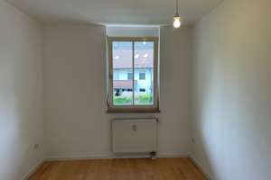Sehr gepflegte 2 Zimmer Wohnung mit Balkon, Keller und Garage – Krautheimstraße 30, 80997 Allach, München – Vorschaubild 5