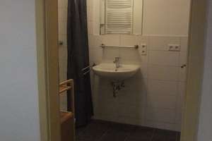 möblierte 2-Zimmer-Einliegerwohnung in zentraler Lage in Böblingen – Am Käppele 27, 71032 Böblingen – Vorschaubild 8